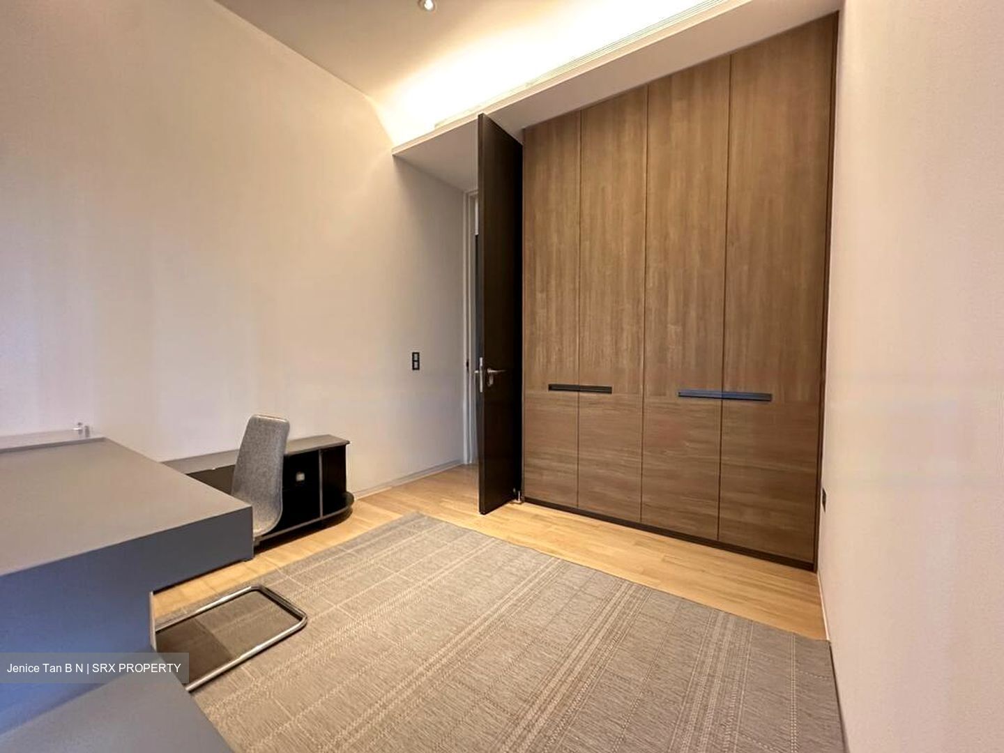 King's Road (D10), Condominium #481038651